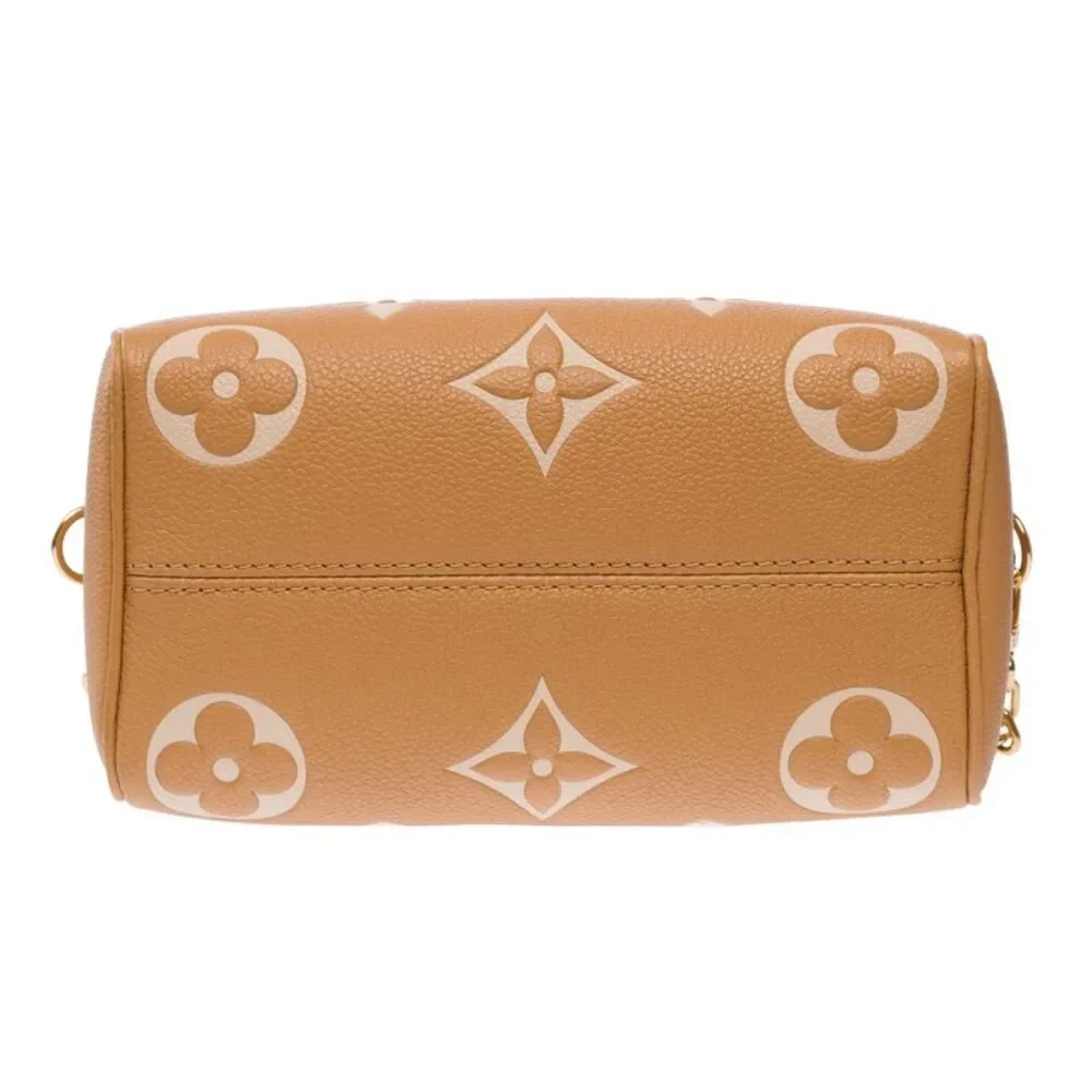 LOUIS VUITTON Speedy Handbag